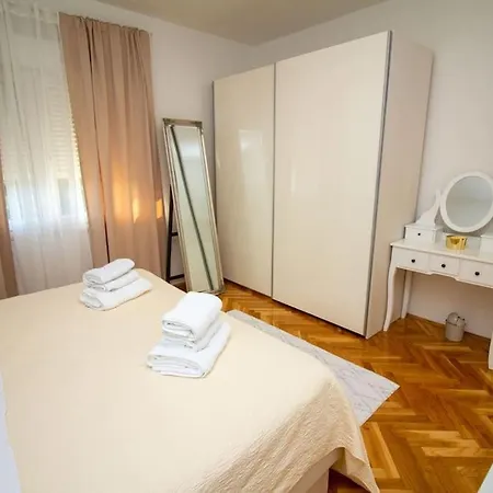 Tihana Apartment