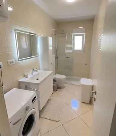 Apartment Tihana *