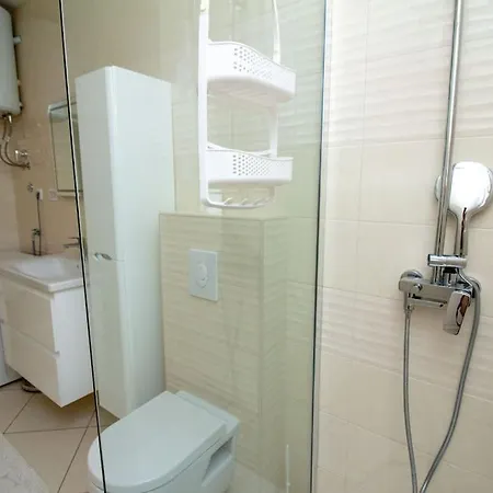 Apartment Tihana *